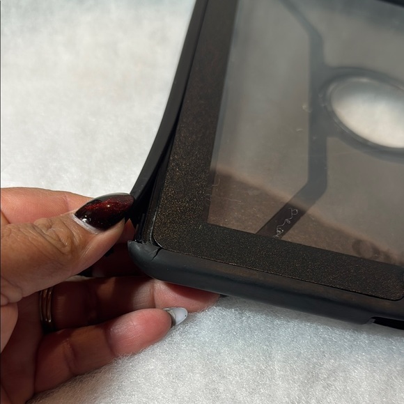 OtterBox Black Tablet Case Durable Geometric Design - Picture 2 of 5